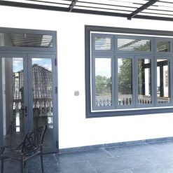 Cửa nhôm xingfa 2 cánh ra ban công